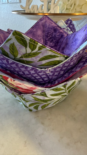 100% Cotton Bowl Cozy - microwavable and reversible - 5" base - fits most soup bowls - handmade