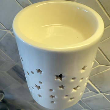 Plug In Wax Melter - White Porcelain Star Design