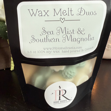Hand-poured Wax Melt Duos with Sea Mist & Southern Magnolia scents. Natural soy wax, clean fragrance oils, flameless, long-lasting melts.
