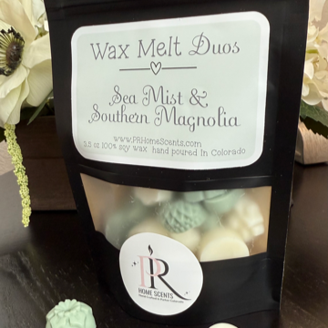 Hand-poured Wax Melt Duos with Sea Mist & Southern Magnolia scents. Natural soy wax, clean fragrance oils, flameless, long-lasting melts.
